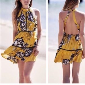 JAASE sz Large Dress Australian Open Back Halter Style Sexy Yellow Black Yellow